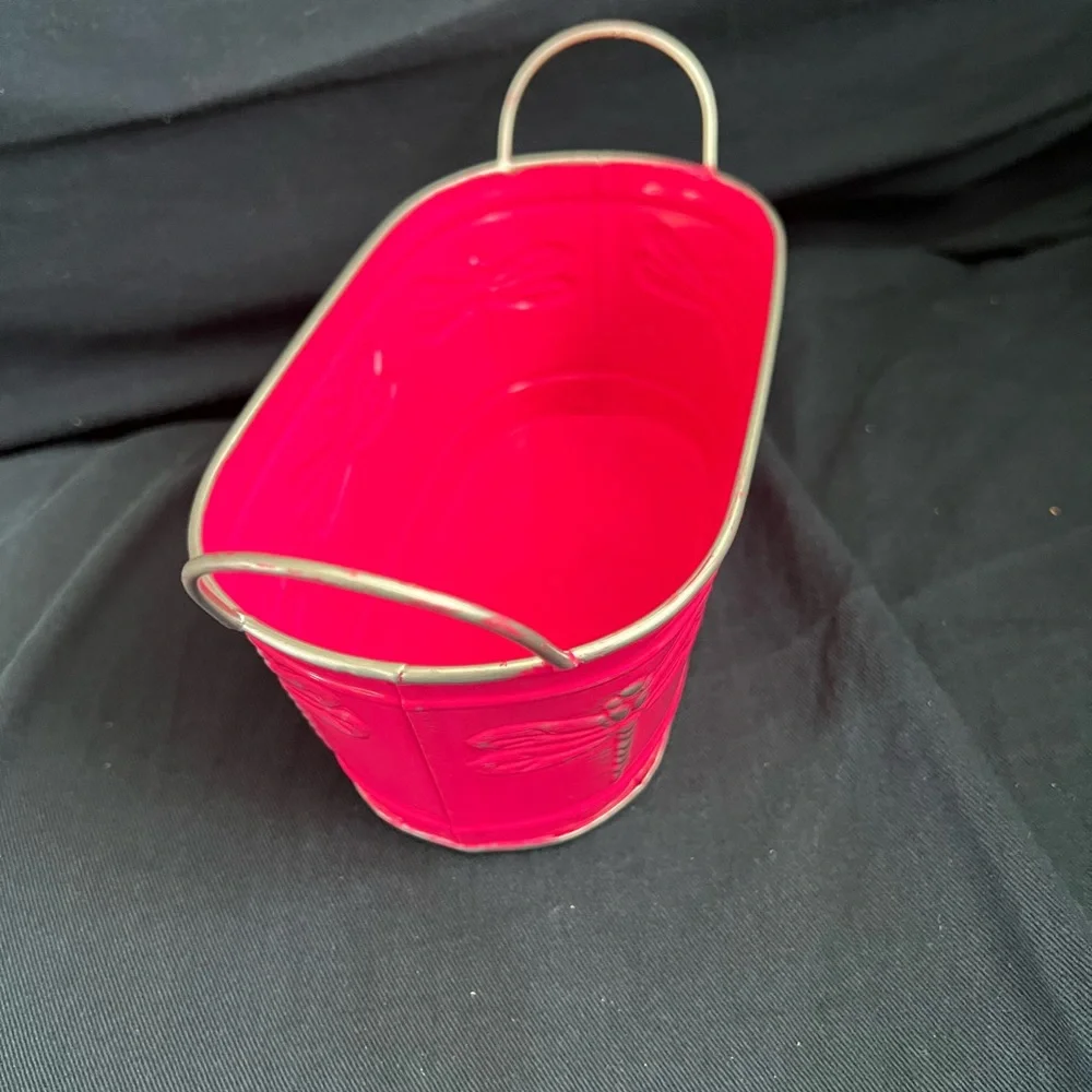 NWOT dragonfly metal container, hot pink, silver, appx 7”x4”x3”, 2 handles,